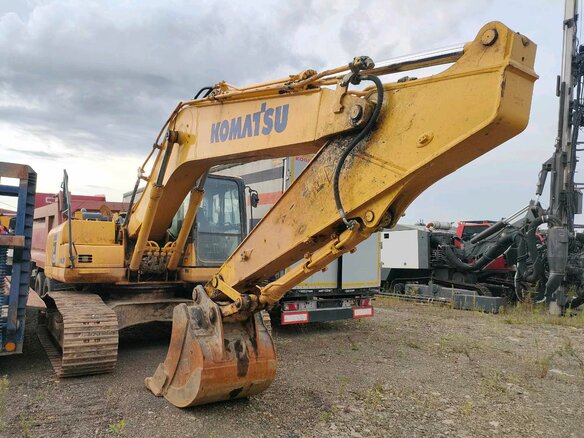 2022 Komatsu PC210, жёлтый, 10320000 рублей - вид 1