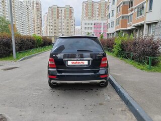 2010 Mercedes-Benz M-Класс 350 II (W164) Рестайлинг, чёрный, 1350000 рублей, вид 5