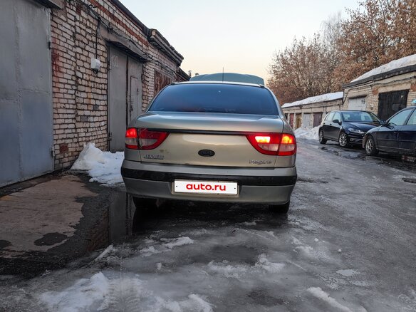 2002 Renault Megane I Рестайлинг, коричневый, 270000 рублей - вид 6