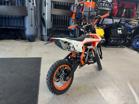 2026 Sharmax Powermax, оранжевый, 104900 рублей, вид 4