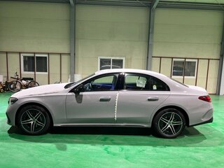 2025 Mercedes-Benz E-Класс 300 VI (W214, S214), серебристый, 9800000 рублей, вид 2