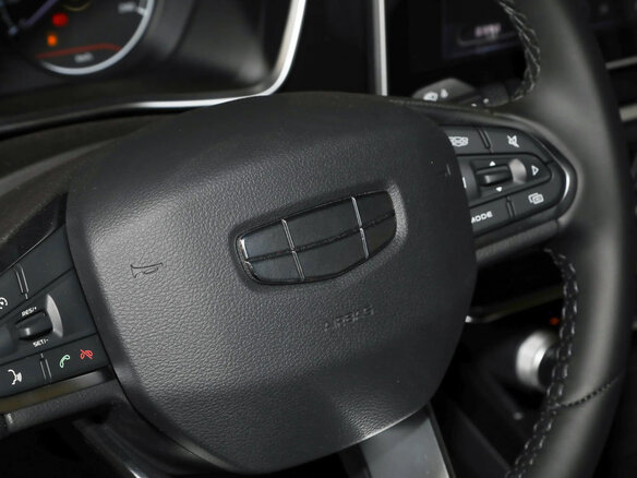 2026 Geely Coolray I Рестайлинг, серебристый - вид 8