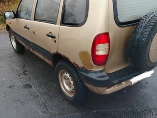 2005 Chevrolet Niva I, золотистый, 110000 рублей, вид 3