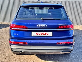 2020 Audi Q7 45 TDI II (4M) Рестайлинг, синий, 5600000 рублей, вид 4
