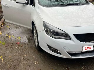 2011 Opel Astra J, белый, 650000 рублей, вид 2