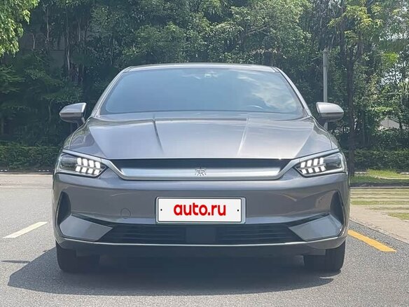 2023 BYD Qin Plus EV 500 I, серебристый, 1685000 рублей - вид 1