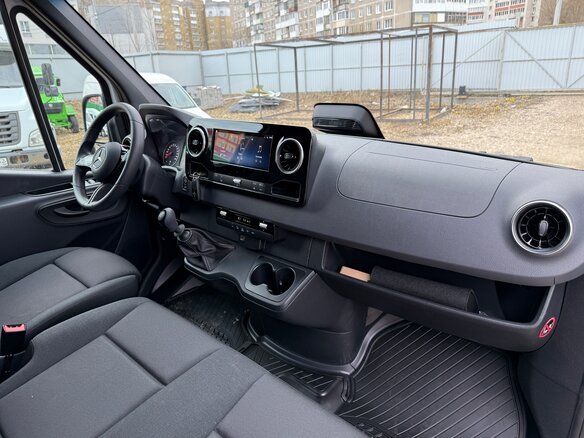 2025 Mercedes-Benz Sprinter, белый, 9600000 рублей - вид 18