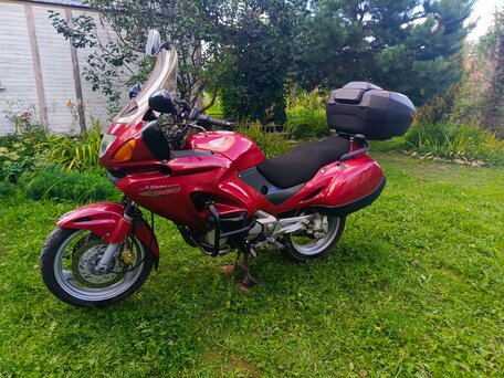 2001 Honda NT650V Deauville, красный, 360000 рублей, вид 2