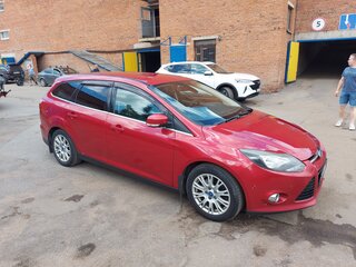 2012 Ford Focus III, красный, 685000 рублей, вид 4