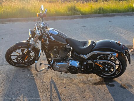 2014 Harley-Davidson Breakout, чёрный, 1650000 рублей, вид 2