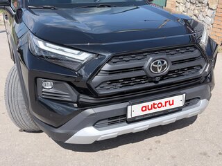 2024 Toyota RAV4 V (XA50), чёрный, 3900000 рублей, вид 5