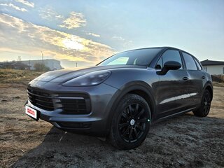 2020 Porsche Cayenne III, серый, 6300000 рублей, вид 2