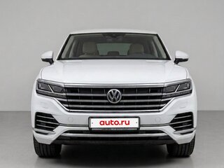 2018 Volkswagen Touareg III, белый, 4999999 рублей, вид 1
