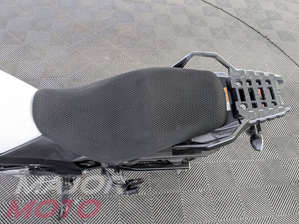 2019 Suzuki V-Strom DL 650, белый, 615000 рублей - вид 9