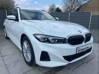 2025 BMW 3 серии 318i VII (G2x) Рестайлинг 2, белый, 4162505 рублей, вид 5