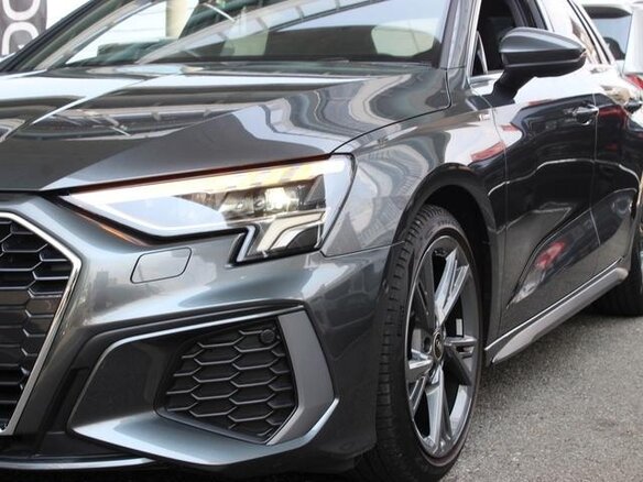 2021 Audi A3 Sportback 35 TFSI IV (8Y), жёлтый, 1956111 рублей - вид 25