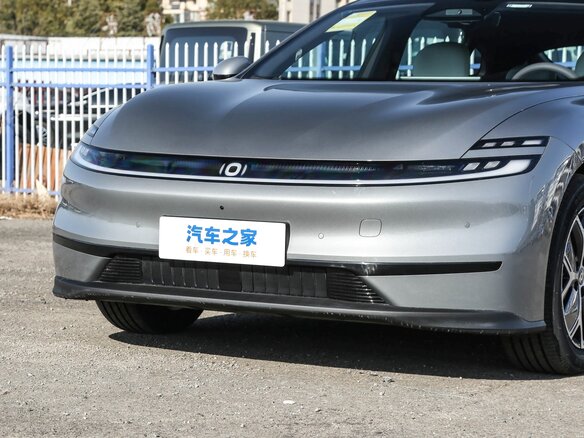 2026 Changan Qiyuan A06 28.39 kWh, серебристый, 2590000 рублей - вид 10