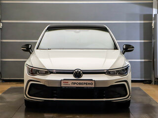 2022 Volkswagen Golf VIII, белый, 2670000 рублей, вид 2