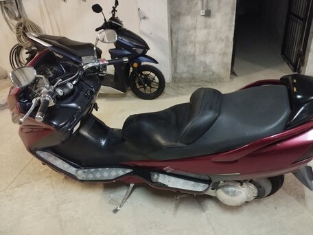 2005 Suzuki Burgman (SkyWave) 400, красный, 220000 рублей, вид 4
