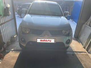 2008 Mitsubishi L200 IV, серебристый, 1100000 рублей, вид 1