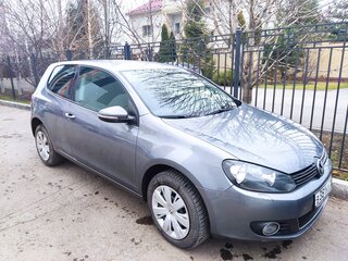 2011 Volkswagen Golf VI, серый, 900000 рублей, вид 2