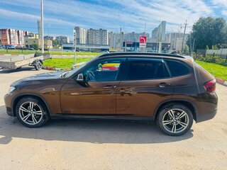 2013 BMW X1 18i I (E84) Рестайлинг, коричневый, 1330000 рублей, вид 3