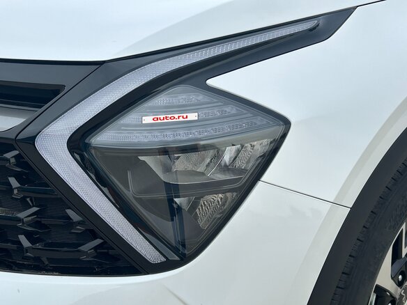 2025 Kia Sportage V, белый, 4134000 рублей - вид 8