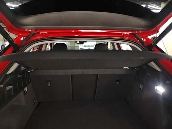 2022 Audi Q2 L 35 TFSI I Рестайлинг, красный, 1550000 рублей - вид 3