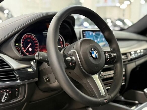 2017 BMW X6 M50d II (F16), белый, 3200000 рублей - вид 10