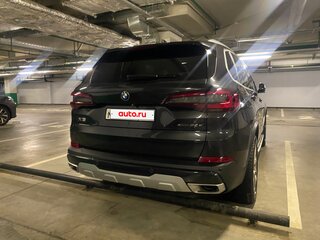 2020 BMW X5 30d IV (G05/G18), серый, 9700000 рублей, вид 4