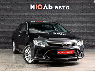 2016 Toyota Camry VII (XV50) Рестайлинг, чёрный, 2090000 рублей, вид 3