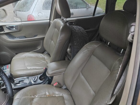 2001 Hyundai Santa Fe I, золотистый, 250000 рублей - вид 9