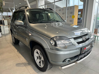 2019 Chevrolet Niva I Рестайлинг, серый, 745000 рублей, вид 3