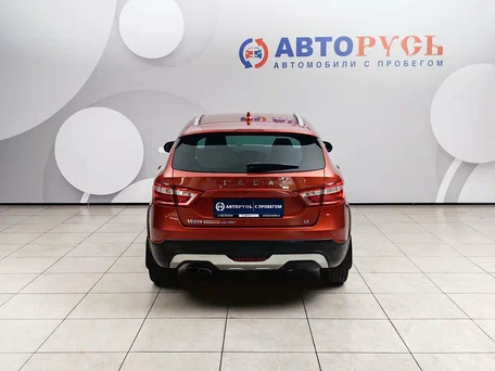 2018 Lada (ВАЗ) Vesta SW Cross I, красный, 1059000 рублей, вид 4