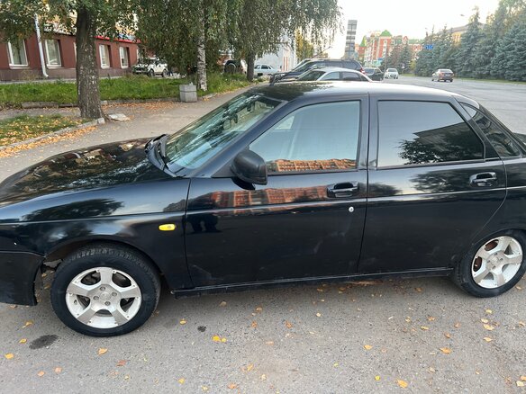 2010 Lada (ВАЗ) Priora I, чёрный, 220000 рублей - вид 3
