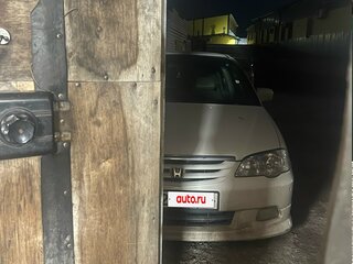 2001 Honda Odyssey II Рестайлинг, белый, 500000 рублей, вид 1