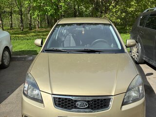 2010 Kia Rio II Рестайлинг, золотистый, 550000 рублей, вид 1
