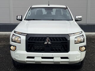 2025 Mitsubishi L200 VI, белый, 4850000 рублей, вид 2
