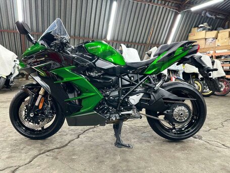 2022 Kawasaki Ninja H2 SX, чёрный, 1790000 рублей, вид 4