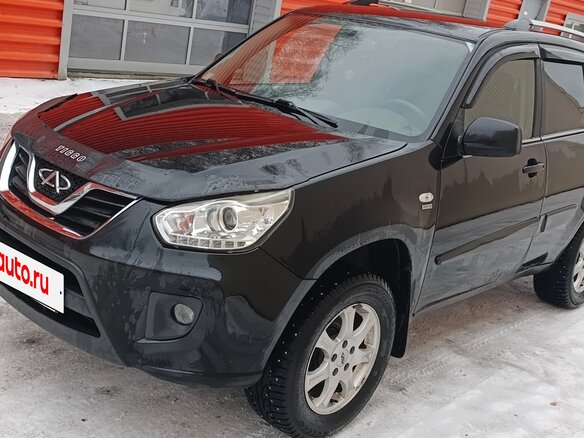 2013 Chery Tiggo (T11) I Рестайлинг (FL), чёрный, 600000 рублей - вид 1