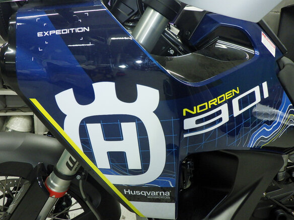 2024 Husqvarna Norden 901, синий - вид 16
