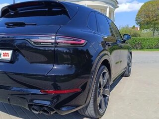 2019 Porsche Cayenne III, чёрный, 8650000 рублей, вид 5