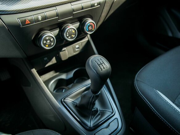 2026 Lada (ВАЗ) Vesta I Рестайлинг (NG), белый, 1565190 рублей - вид 21