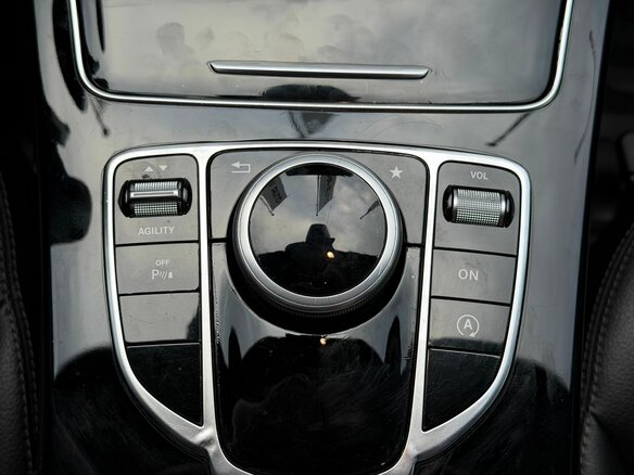 2014 Mercedes-Benz C-Класс 180 IV (W205), чёрный - вид 25