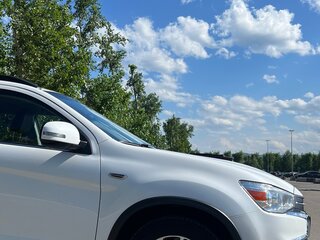 2018 Mitsubishi ASX I Рестайлинг 2, белый, 1750000 рублей, вид 3