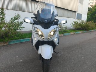2018 Suzuki Burgman (SkyWave) 650, белый, 960000 рублей, вид 3