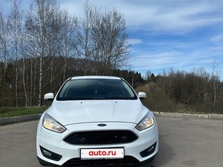 2016 Ford Focus III Рестайлинг, белый, 950000 рублей, вид 2