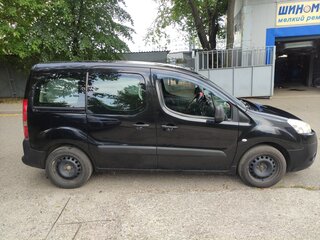 2011 Peugeot Partner II, чёрный, 593000 рублей, вид 2