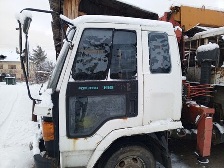 1994 Isuzu Forward (F-Series), белый, 1800000 рублей, вид 4