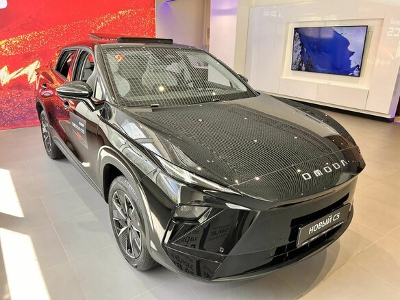 2026 Omoda C5 II, чёрный - вид 4